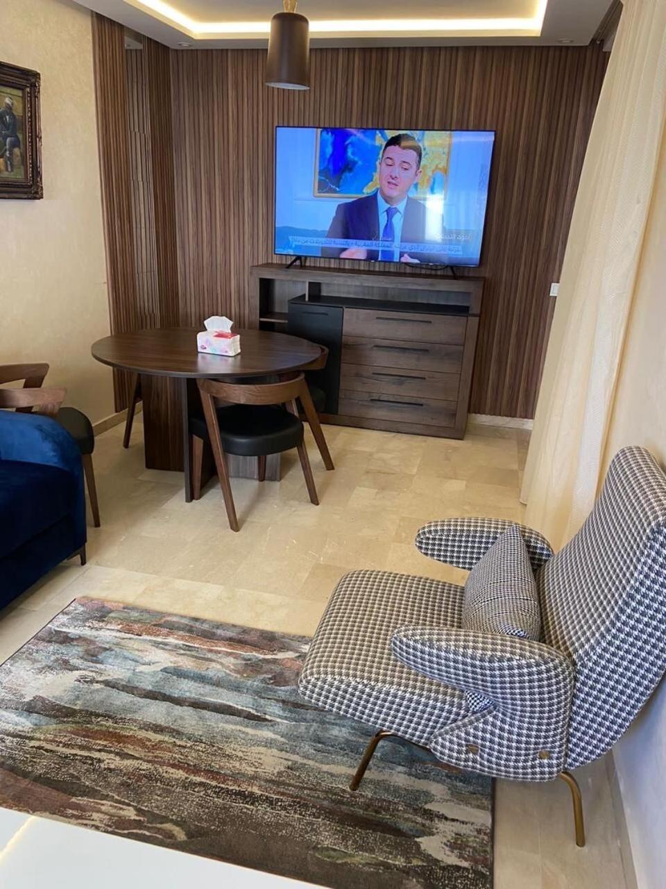 2bedrooms Chic In City-center Apartment